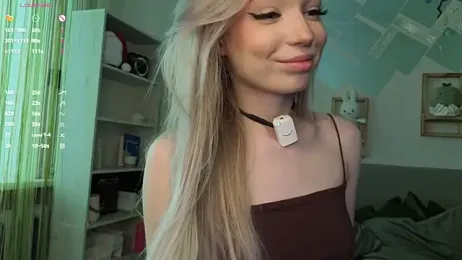EvaSolisv — Stripchat recorded stream image, 02.06.2026 08:00