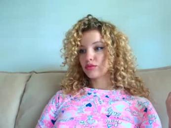 theislandgirl — Chaturbate recorded stream screenshot (10 Mar 2025)