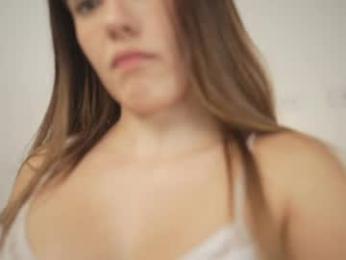 rebeccastonee — Chaturbate recorded stream image, 02.06.2026 18:20