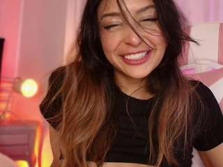 sofly-s — Camsoda recorded stream image, 10.03.2025 15:30