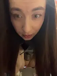 Holly_Play — Stripchat recorded stream image, 03.06.2026 11:00