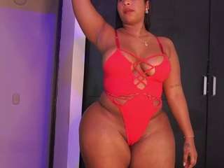 roxanasmiith — Camsoda recorded stream image, 04.06.2026 03:00