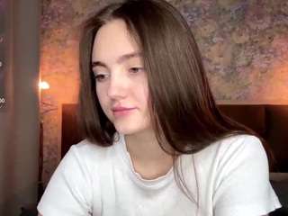 trinasmathers — Camsoda recorded stream image, 05.06.2026 12:00