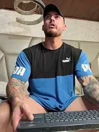 DimitriSullivan_ — Stripchat recorded stream image, 05.06.2026 15:30