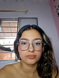 Ary-18 — Stripchat recorded stream image, 05.06.2026 19:30