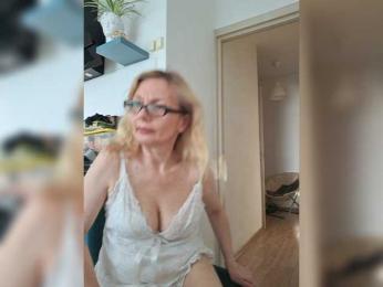 ShiningMILF — Bongacams recorded stream image, 06.06.2026 01:50