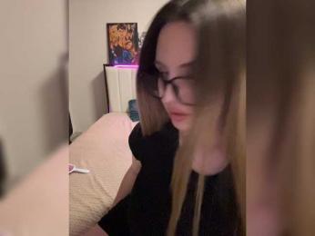 Cris_Mi — Bongacams recorded stream image, 06.06.2026 21:40