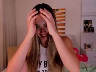 lindadelavega — Camsoda recorded stream image, 09.06.2026 01:50