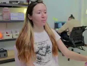 ellcrys — Chaturbate recorded stream image, 09.06.2026 22:00
