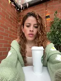 alana15 — Stripchat recorded stream image, 10.06.2026 20:50
