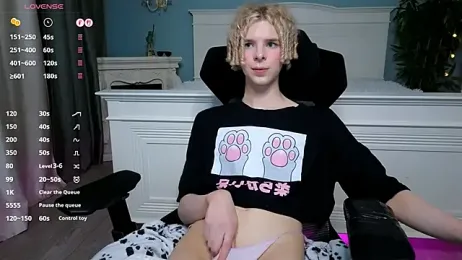 Kudi_Minnt — Stripchat recorded stream image, 12.06.2026 01:10
