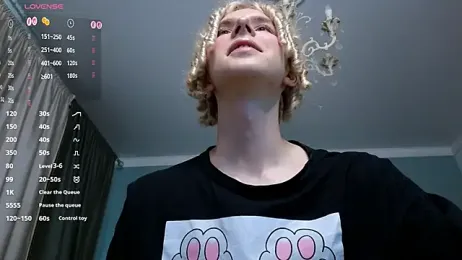 Kudi_Minnt — Stripchat recorded stream image, 12.06.2026 01:10