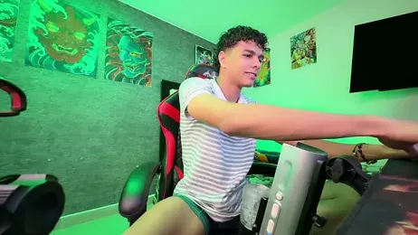 JamesDreams — Stripchat recorded stream image, 12.06.2026 02:00