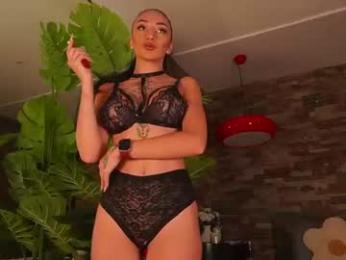 erikabee — Chaturbate recorded stream image, 15.06.2026 19:00
