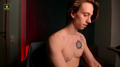 ares_pallini — Stripchat recorded stream image, 17.06.2026 04:20