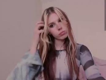 _eva_pleasure_ — Chaturbate recorded stream image, 17.06.2026 10:10