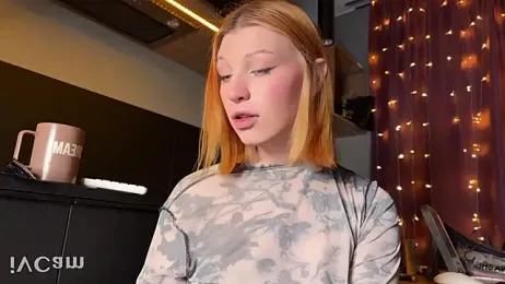 ilona_wine — Stripchat recorded stream image, 18.06.2026 16:30