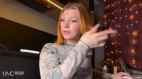 ilona_wine — Stripchat recorded stream image, 18.06.2026 16:30