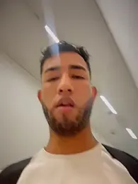 liam_bronw — Stripchat recorded stream image, 18.06.2026 20:20