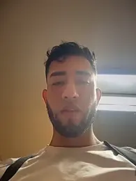 liam_bronw — Stripchat recorded stream image, 18.06.2026 20:20