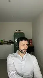 eauminerale — Stripchat recorded stream image, 19.06.2026 09:30