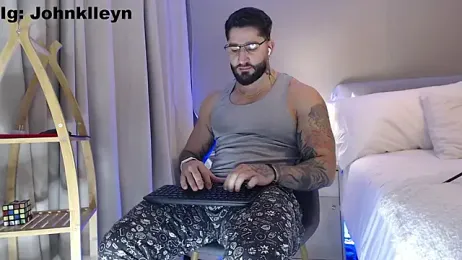 jonhklleyn — Stripchat recorded stream image, 19.06.2026 20:20