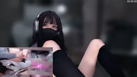 Envyko — Stripchat recorded stream image, 21.06.2026 11:30
