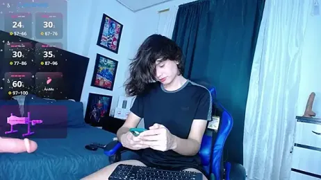 andyboy- — Stripchat recorded stream image, 22.06.2026 22:40
