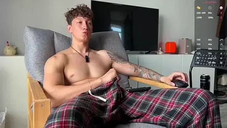 ohh_dani — Stripchat recorded stream image, 25.06.2026 07:00