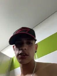 HarryGaze — Stripchat recorded stream image, 25.06.2026 21:00