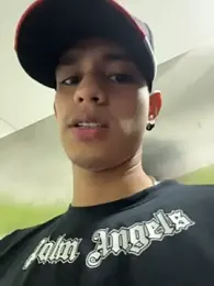 HarryGaze — Stripchat recorded stream image, 25.06.2026 21:00