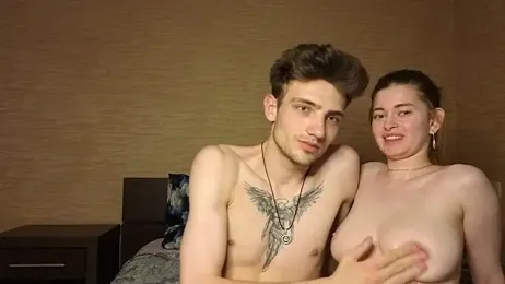 EmiliaCouple — Stripchat recorded stream image, 26.06.2026 11:10