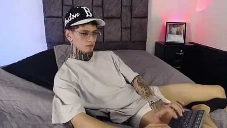 Dan_brownn — Stripchat recorded stream image, 27.06.2026 02:40