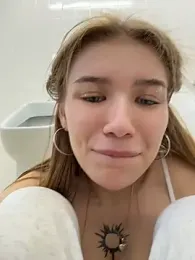 FlashTitsRoyal — Stripchat recorded stream image, 27.06.2026 04:30
