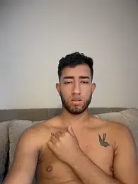 liam_bronw — Stripchat recorded stream image, 30.06.2026 20:50