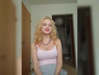 hellokitty23 — Bongacams recorded stream image, 02.07.2026 14:40