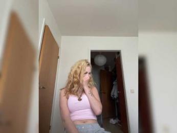 hellokitty23 — Bongacams recorded stream image, 02.07.2026 14:40