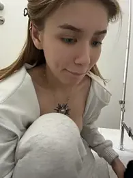 FlashTitsRoyal — Stripchat recorded stream image, 07.07.2026 10:10