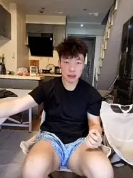 day-18 — Stripchat recorded stream image, 16.07.2026 11:40