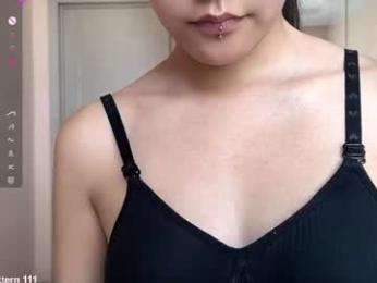 annrosy — Chaturbate recorded stream image, 17.07.2026 02:00