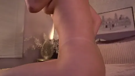 ElleDiane — Stripchat recorded stream image, 17.07.2026 22:10