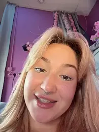 Rimmahottes — Stripchat recorded stream image, 19.07.2026 00:30