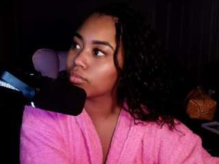 briannabrave — Camsoda recorded stream image, 19.07.2026 07:30