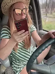 GoldenFlameGoddess — Stripchat recorded stream image, 19.07.2026 16:00