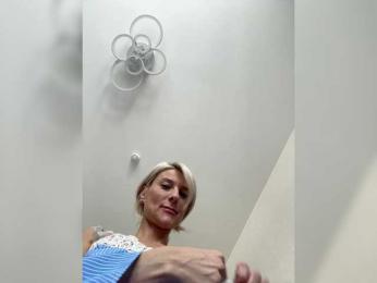 -Molly- — Bongacams recorded stream screenshot (12 Mar 2025)