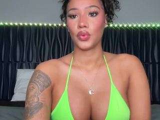 lolabunniii — Camsoda recorded stream screenshot (12 Mar 2025)