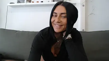 IntiMia — Stripchat recorded stream image, 12.03.2025 07:40