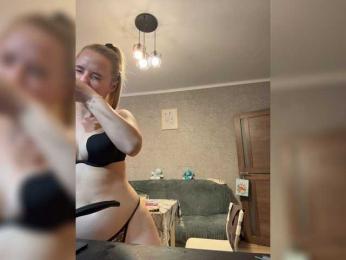_Katrinka_ — Bongacams recorded stream image, 27.07.2026 18:20