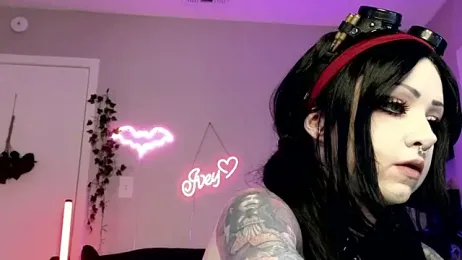 Ivey_Strigoi — Stripchat recorded stream image, 01.08.2026 18:20