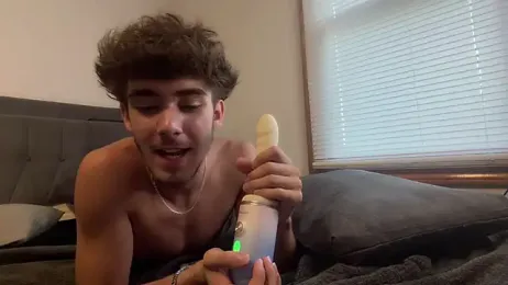 smaiib0y — Stripchat recorded stream image, 04.08.2026 22:20